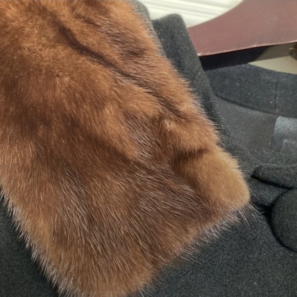 Vintage 100% Cashmere Bond’s Fifth Avenue Coat Large – Real Fur Collar - Picture 6 of 9